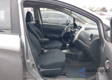 2015 Nissan Versa Note Sv z USA, uszkodzony, nr VIN 3N1CE2CP5FL414666